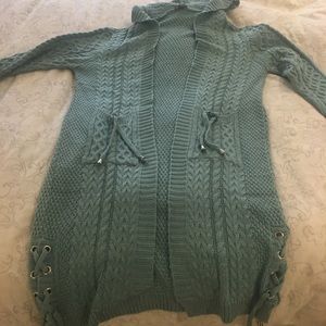 Cardigan sweater